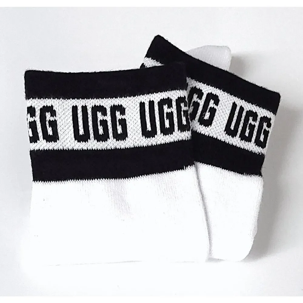 NEW UGG Graphic Crew Socks 1 Pair WOMENS ONE SIZE (5-10) Logo Athleisure